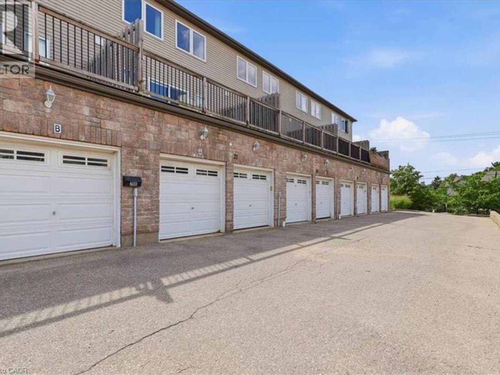 975 STRASBURG Road Unit# 21B, Kitchener, Ontario N2E 0A8