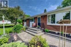 44 OAKWOOD Drive | Cambridge Ontario | Slide Image Four