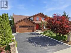 102 TRENHOLME Crescent Hamilton Ontario, L8W 2L6