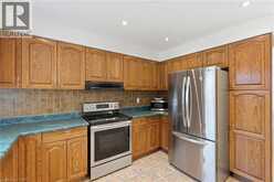 102 TRENHOLME Crescent | Hamilton Ontario | Slide Image Thirteen