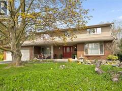 142 CARSON Drive Kitchener Ontario, N2B 2Z2