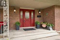 142 CARSON Drive | Kitchener Ontario | Slide Image Four