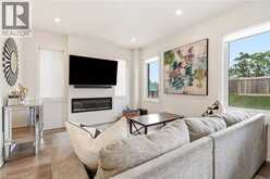 67 PINOT Crescent | Hamilton Ontario | Slide Image Thirteen