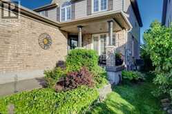 7 HOUSLER Lane | Cambridge Ontario | Slide Image Four