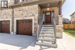 90 HOLLYBROOK Trail | Kitchener Ontario | Slide Image Three