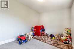 90 HOLLYBROOK Trail | Kitchener Ontario | Slide Image Nineteen