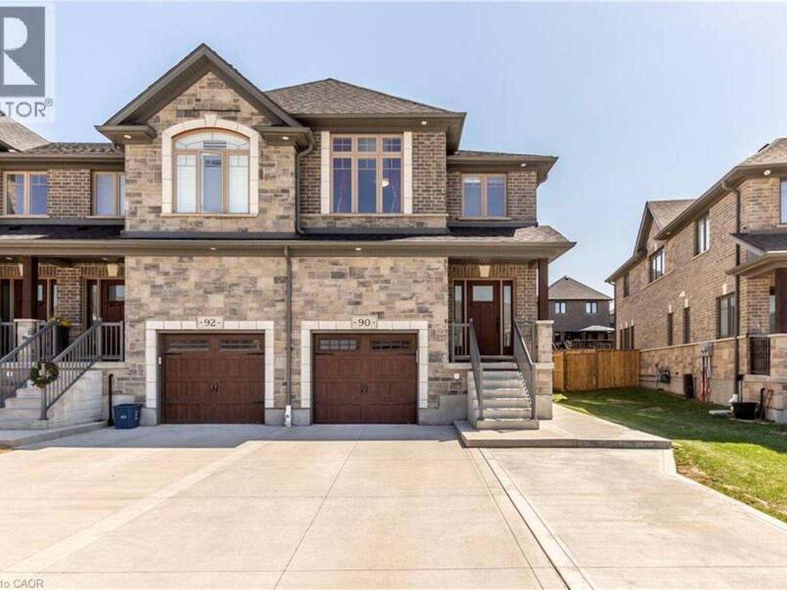 90 HOLLYBROOK Trail, Kitchener, Ontario N2R 0M7