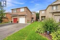 11 WAKEFIELD Lane | Waterdown Ontario | Slide Image Two