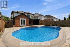18 SABLE Drive | Ancaster Ontario | Slide Image Three