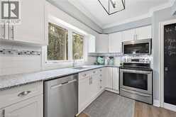 6 KERMAN Avenue | Grimsby Ontario | Slide Image Sixteen