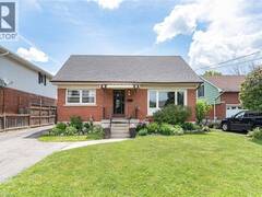 43 WYNGATE Avenue Hamilton Ontario, L8G 1T3
