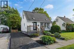 12 ADMIRAL Road | St. Catharines Ontario | Slide Image Three