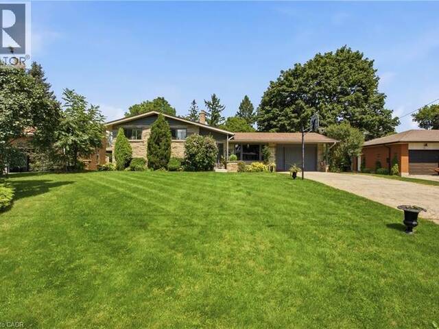 28 ALICE Crescent Wilmot Ontario, N0B 2H0 - 4 Bedrooms Home For Sale