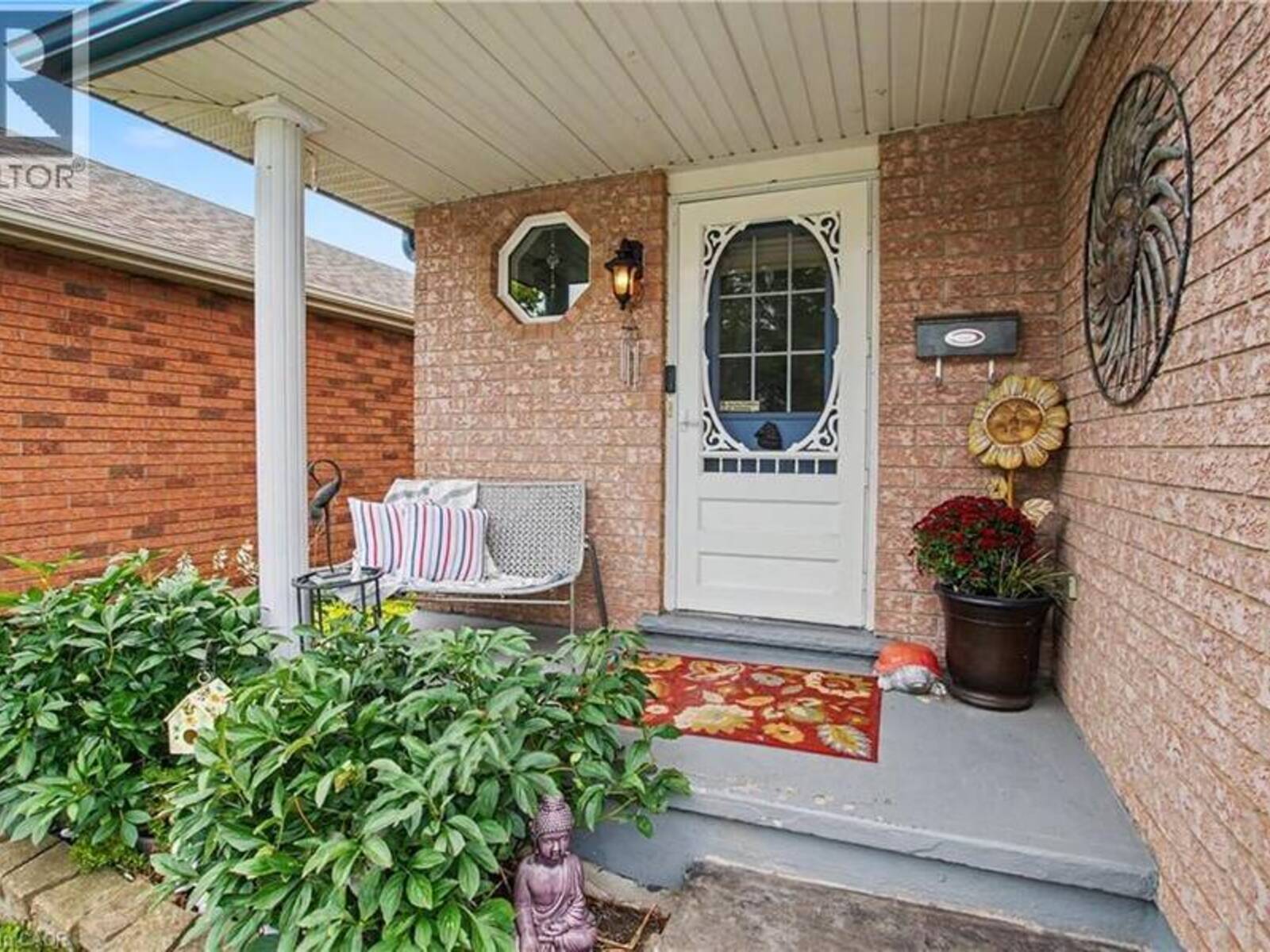 17 BUSH CLOVER Crescent, Kitchener, Ontario N2E 3P9