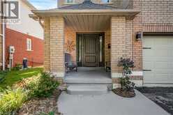 24 SEGWUN Road | Waterdown Ontario | Slide Image Two