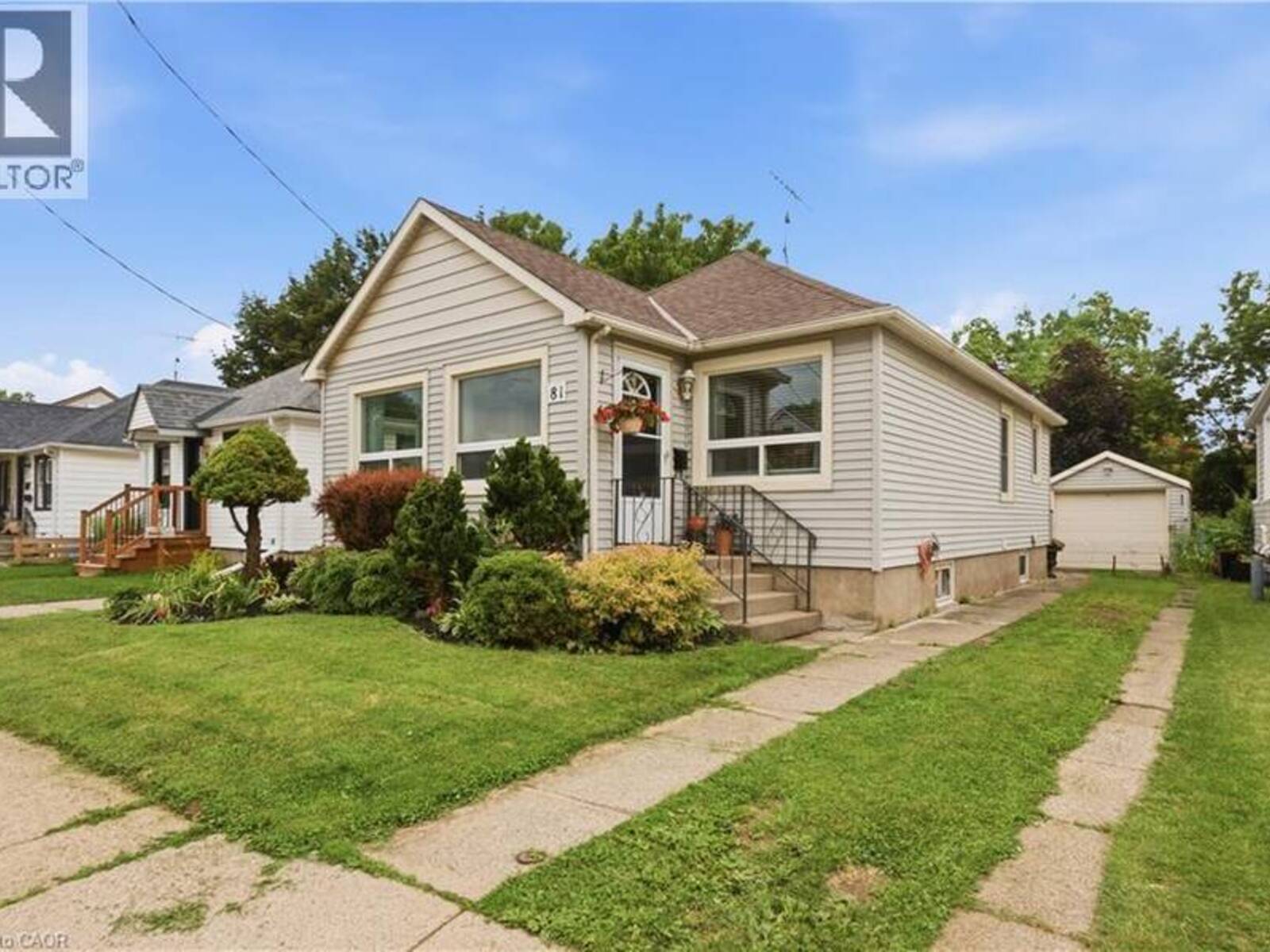 81 VALE Avenue, St. Catharines, Ontario L2R 1T5