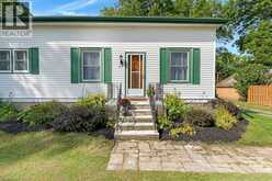 17 QUEEN Street | North Dumfries Ontario | Slide Image Six
