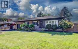 21 LOMA Drive | Hamilton Ontario | Slide Image Three