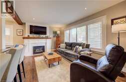 21 LOMA Drive | Hamilton Ontario | Slide Image Four