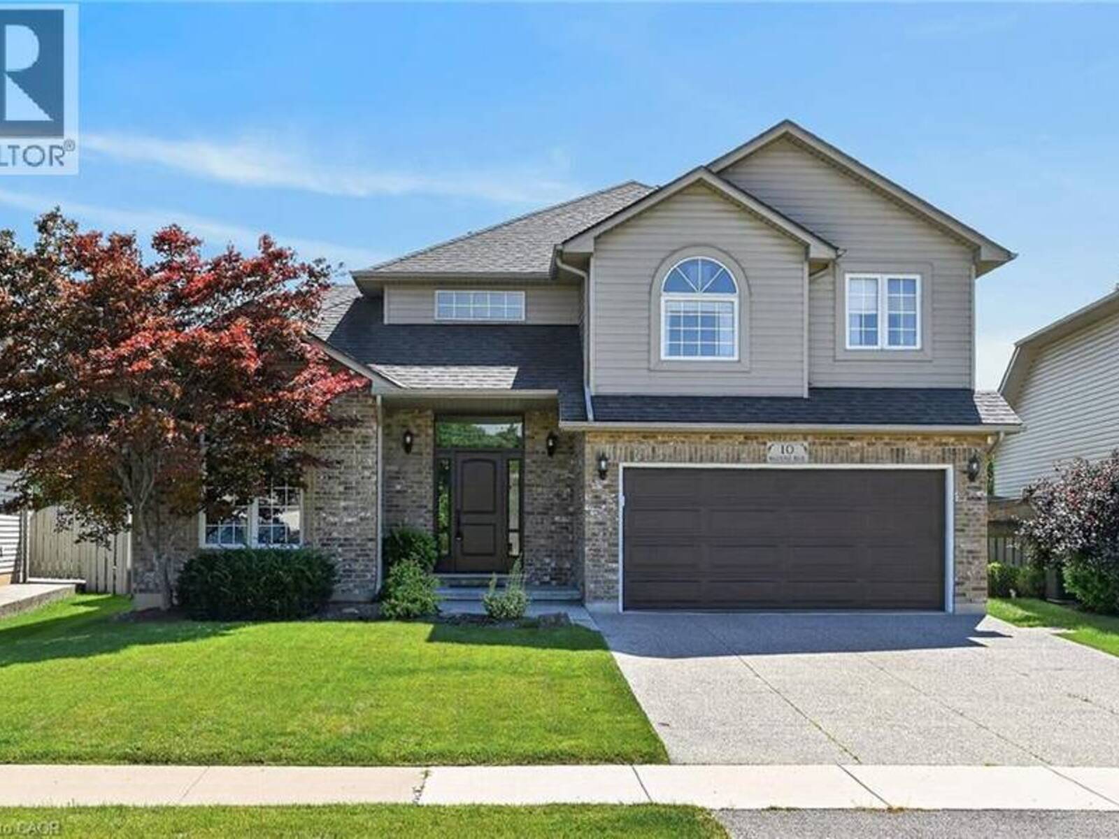 10 BALVENIE Boulevard, Caledonia, Ontario N3W 2N8