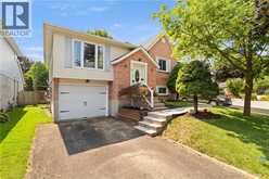 21 GOLDEN MEADOW Crescent | Kitchener Ontario | Slide Image Three