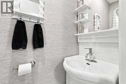 2407 BARCLAY Road | Burlington Ontario | Slide Image Seventeen