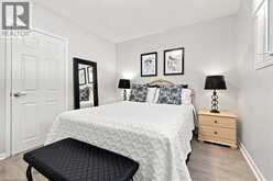 2407 BARCLAY Road | Burlington Ontario | Slide Image Nineteen
