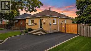 627 UPPER SHERMAN Avenue | Hamilton Ontario | Slide Image One