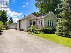 93 BARNES Avenue Brantford Ontario, N3R 4Y9