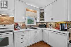 465 SPRINGBANK Crescent | Burlington Ontario | Slide Image Nine