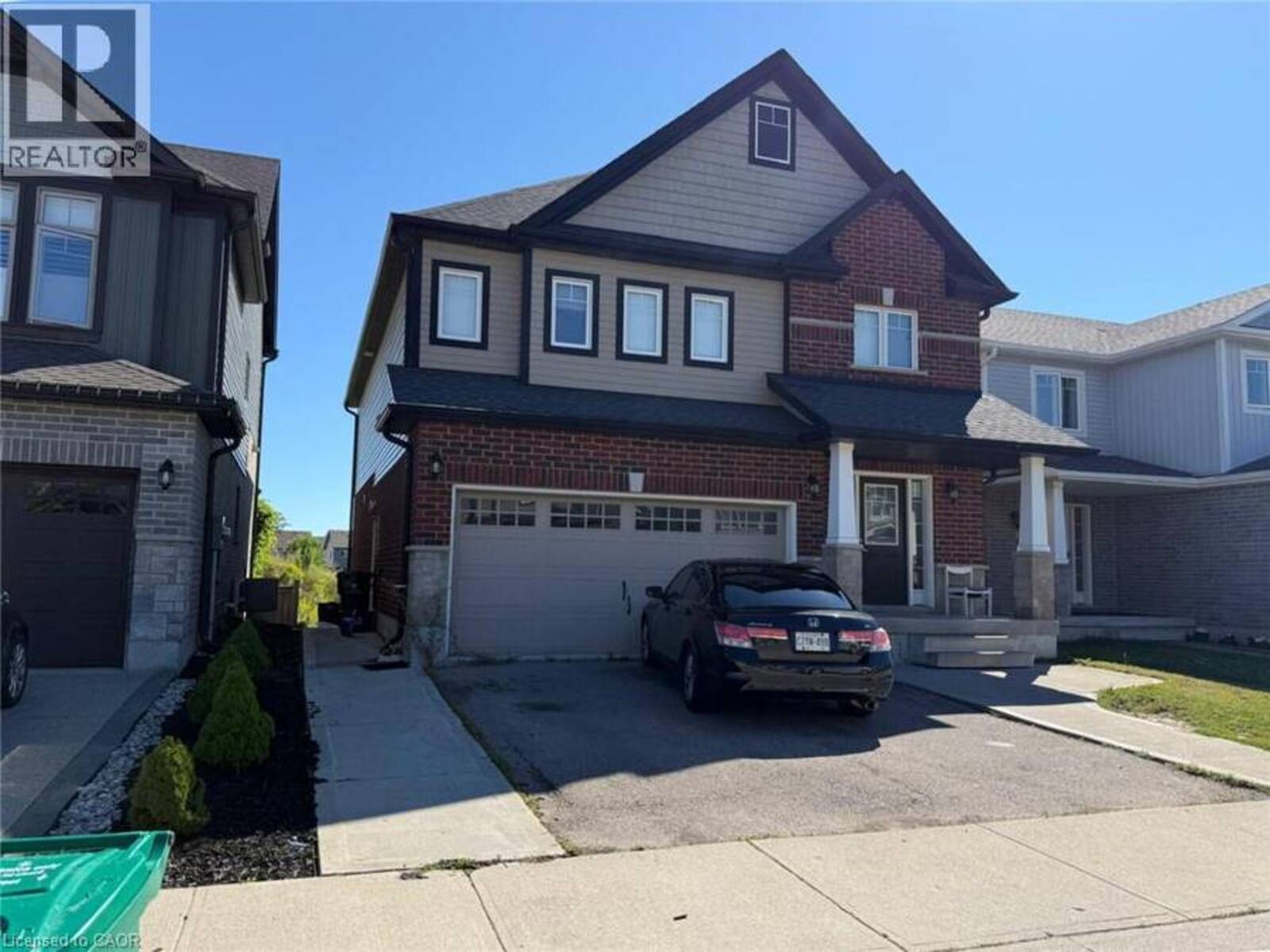 11 CASTLEBAY Street, Kitchener, Ontario N2R 0G5