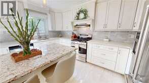 723 MUNICH Circle | Waterloo Ontario | Slide Image Nine