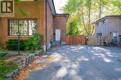 108 & 110 DELAWANA Drive | Hamilton Ontario | Slide Image Five