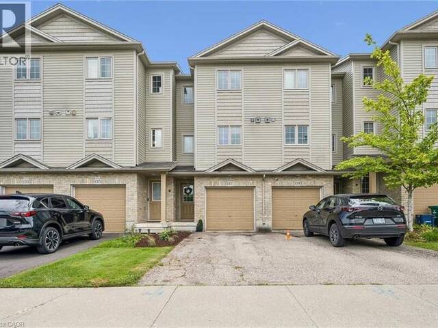 137 HIGHLAND Crescent Kitchener Ontario, N2M 0A1 - 3 Bedrooms Home For Sale