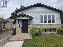 99 CLUTHE Crescent Kitchener Ontario, N2P 1N1