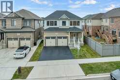 43 SUGAR Trail | Kitchener Ontario | Slide Image Three