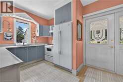 90 GOVERNORS Road | Paris Ontario | Slide Image Seven