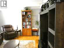 15 COLLIER Crescent | Hamilton Ontario | Slide Image Six