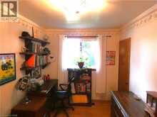 15 COLLIER Crescent | Hamilton Ontario | Slide Image Nine