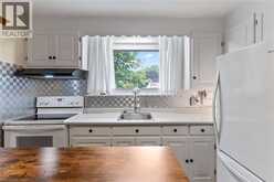 15 COLLIER Crescent | Hamilton Ontario | Slide Image Thirteen