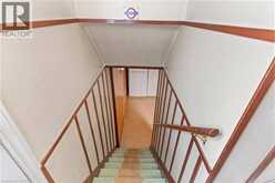 15 COLLIER Crescent | Hamilton Ontario | Slide Image Thirty-seven