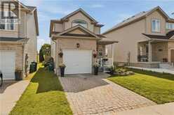 116 HENHOEFFER Crescent | Kitchener Ontario | Slide Image Four