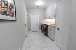 22 HUDSON Drive | Brantford Ontario | Slide Image Thirty-two