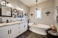 23 WINCHESTER Crescent | Listowel Ontario | Slide Image Twelve