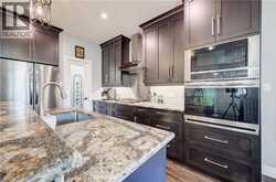 23 WINCHESTER Crescent | Listowel Ontario | Slide Image Four