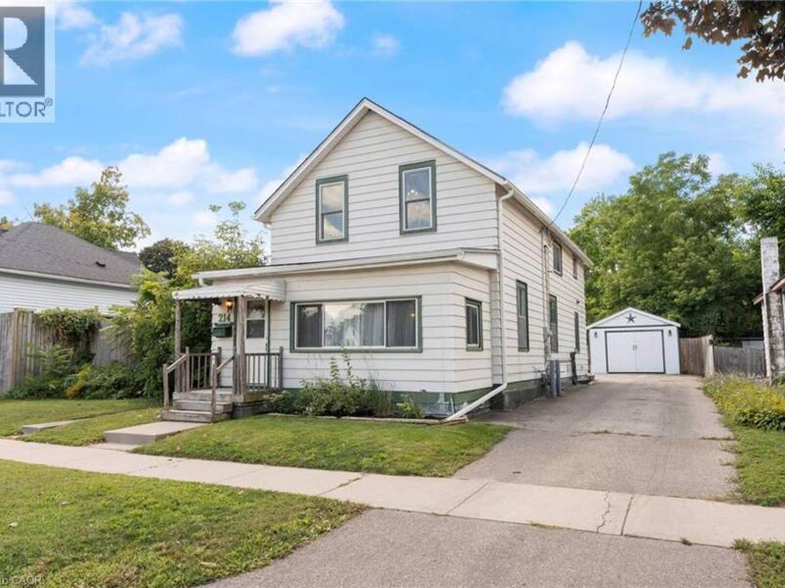 214 JOHN Street, Simcoe, Ontario N3Y 2Y5