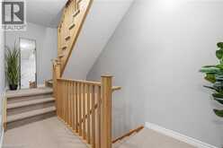 25 HISCOTT Drive | Waterdown Ontario | Slide Image Five