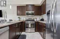 25 HISCOTT Drive | Waterdown Ontario | Slide Image Seven