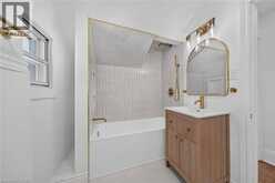 229 PARK Row S | Hamilton Ontario | Slide Image Twenty-eight