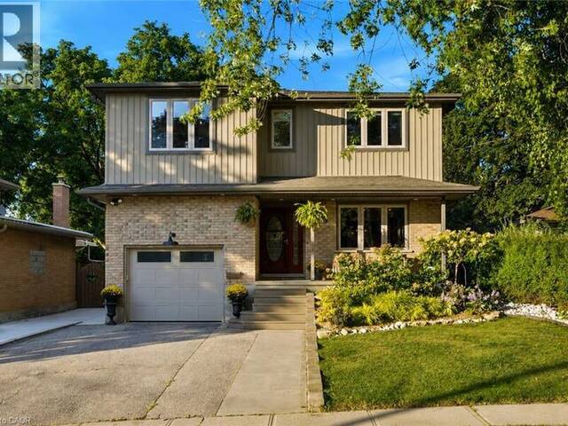 445 SHERRING Street Cambridge Ontario, N3H 2W7 - 5 Bedrooms Home For Sale